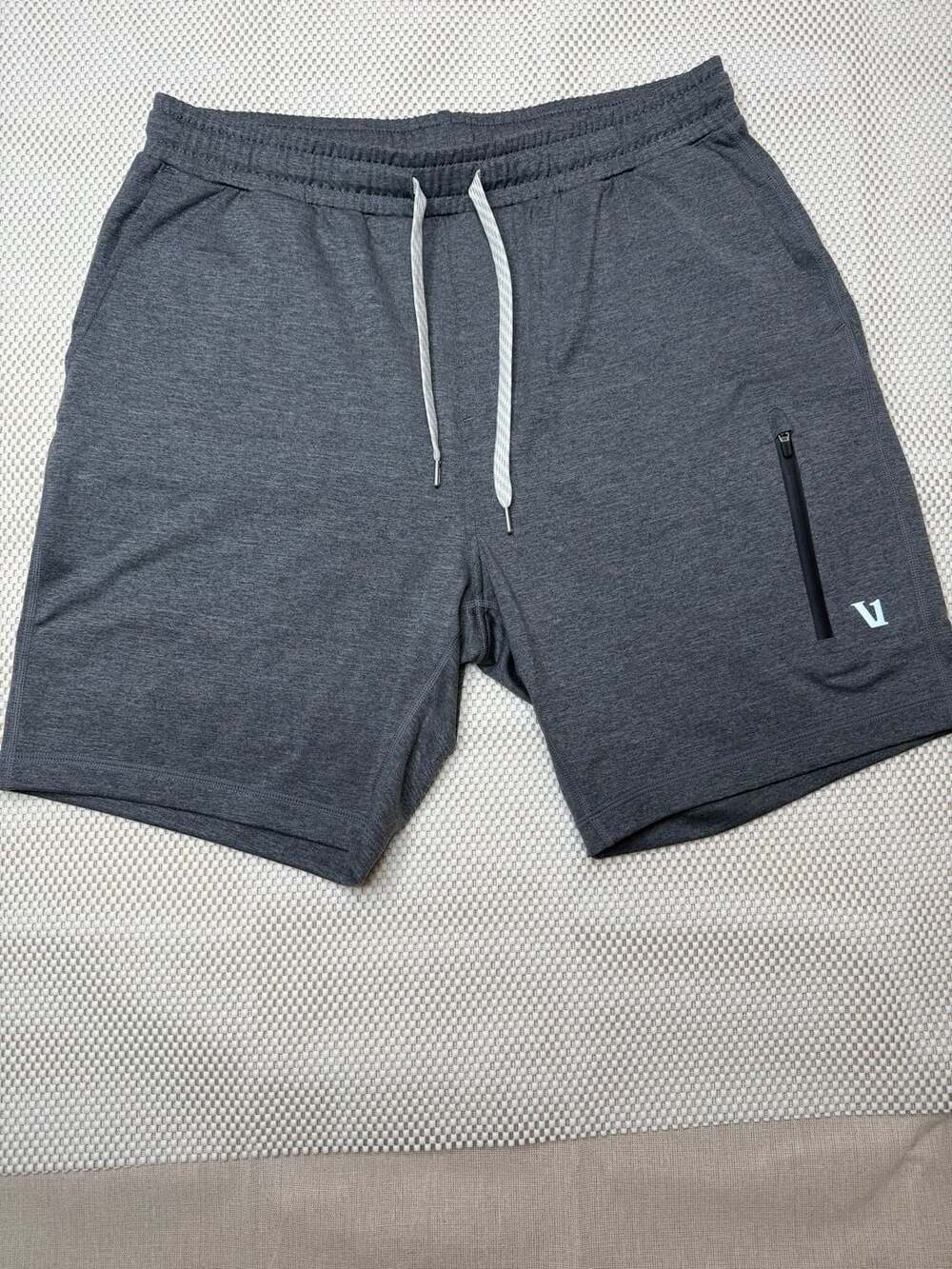 Vuori M Sunday Performance Shorts Charcoal Heather Athletic
